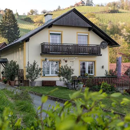 Privatzimmer Haring Kitzeck im Sausal Exterior foto