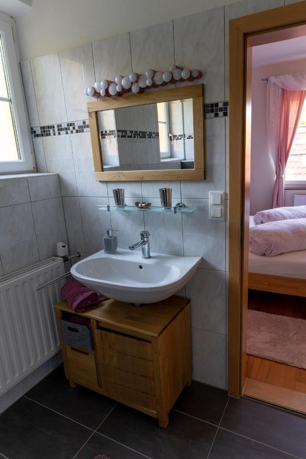 Privatzimmer Haring Kitzeck im Sausal Exterior foto