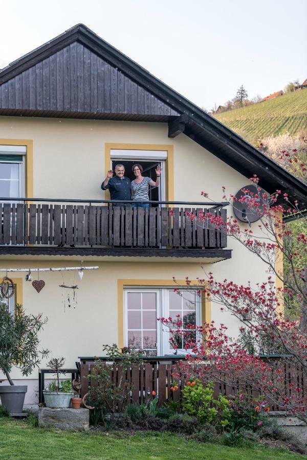Privatzimmer Haring Kitzeck im Sausal Exterior foto